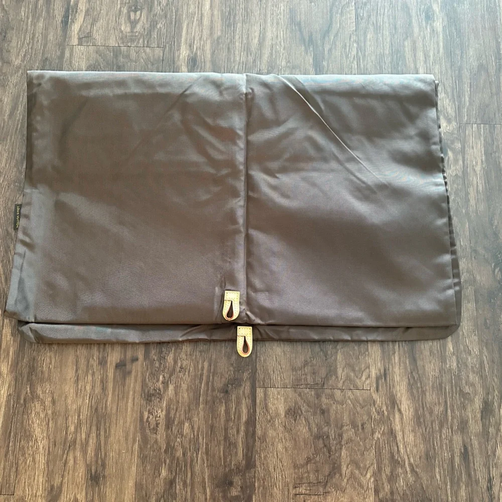 Louis Vuitton garment cover bag. Never used as such very clean inside and out.